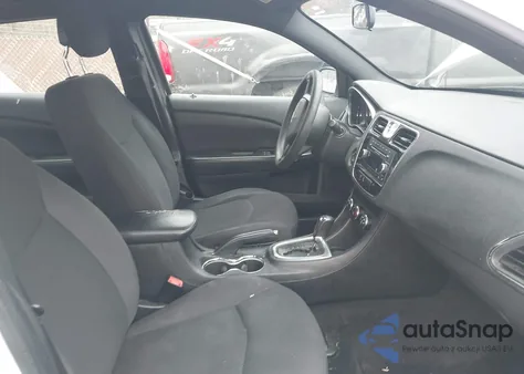 2014 Chrysler 200 Lx из США, поврежденный, VIN 1C3CCBAB9EN209185